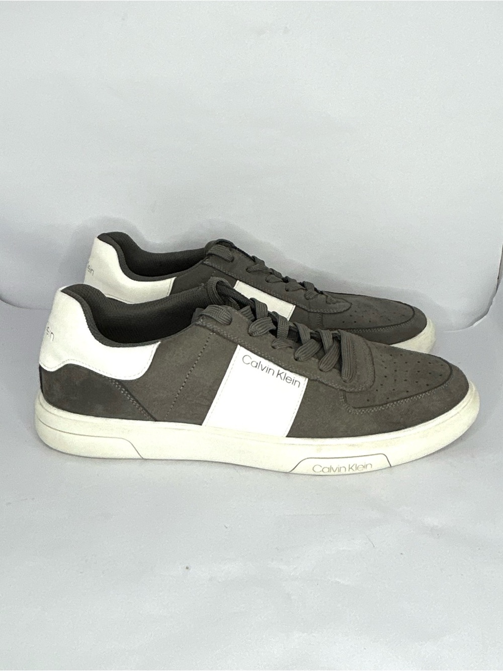 Calvin Klein Glenti Sneakers 👟 Men’s 10 Gray White